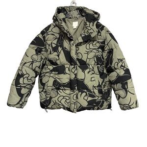 H&M Looney Tunes “Sylvester the Cat” Hooded Oversized Puffer Jacket